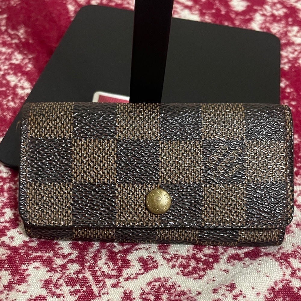 Louis Vuitton Damier Key Holder